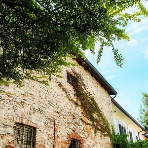 palazzo-del-pero-by-house-of-travelers.it-lombardy.com/