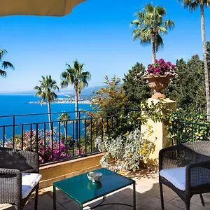 villa-belvedere-taormina.taorminaitalyhotels.com/